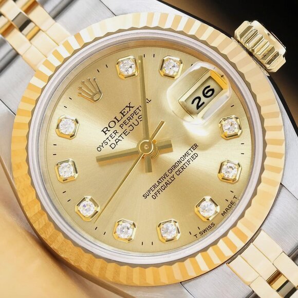 Sale! Rolex Womoen's Factory 18kt Watch - Picture 1 of 7